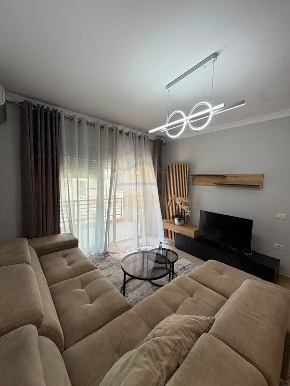 Qira, Apartament 1+1, Kompleksi Molla, Unaza e Re