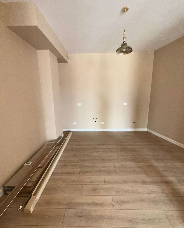📌 Shitet Apartament 1+1 – Porta Tirana e Re