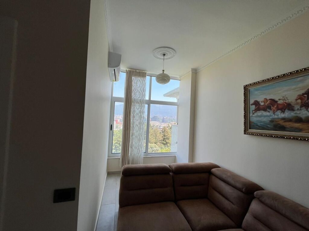 Apartament 2+1 me qira Kopshti Botanik