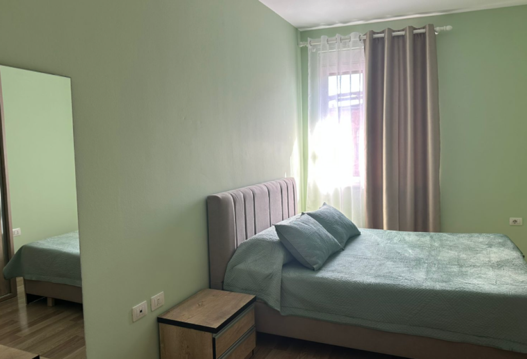 AFFITTASI APPARTAMENTO 1+1 – CENTRO, DI FRONTE AL TOPTANI CENTER