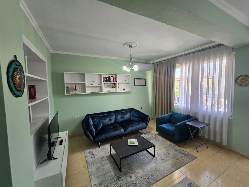 Appartamento in Affitto 2+1 al Vecchio Mercato Elettrico (ID B221436) Tirana