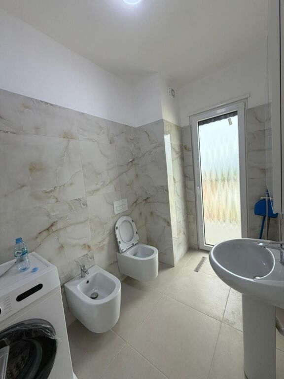 Apartament 1+1 per qera Astir Kompleksi Jolla !
