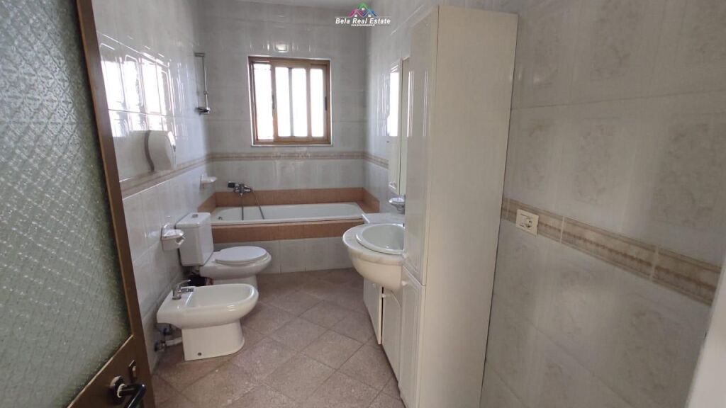 Vile 3-Kateshe Me Qera Ne Xhamllik (ID BV22322) Tirane