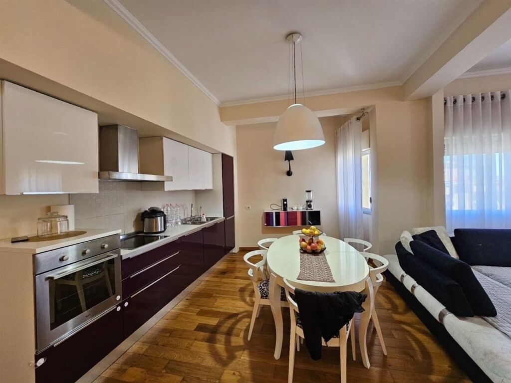 Shitje | Apartament 2 + 1 | Liqeni i Thatë | 255000 €