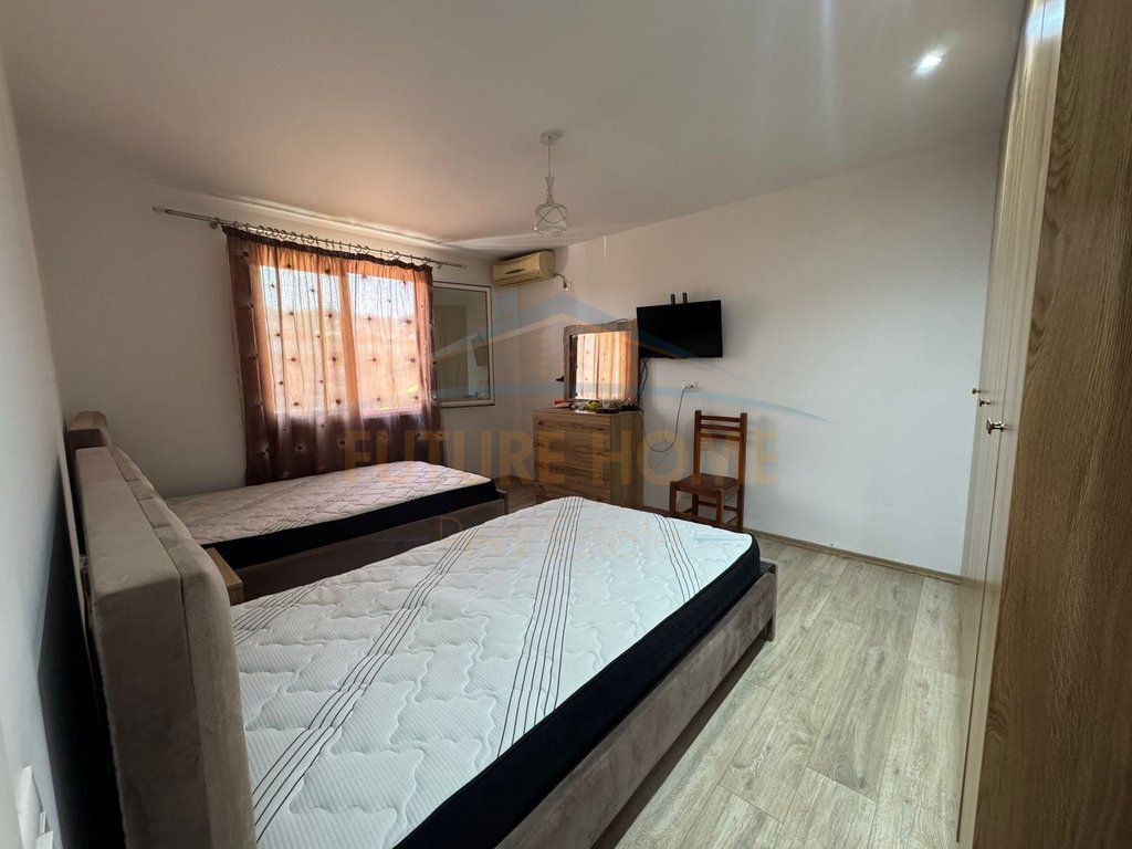Shitet, Apartament 1+1, Bulevardi Bajram Curri.