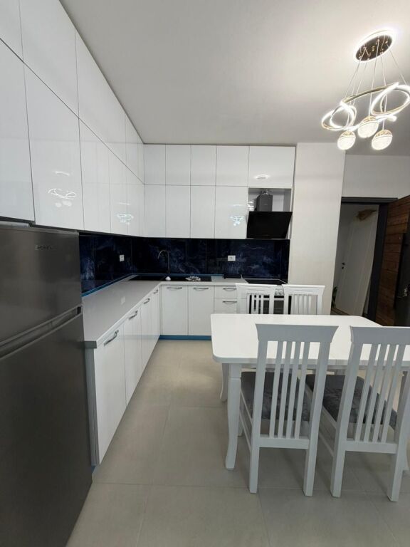 Apartament 1+1 per qera Astir Kompleksi Jolla !