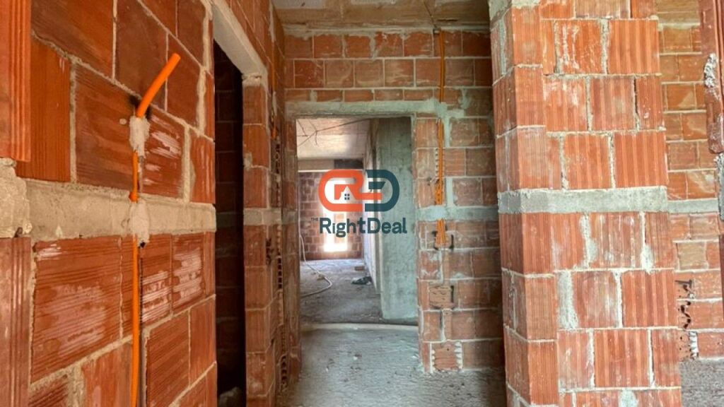 Tek San Paolo Residence, Prane Bulevardit Te Ri, Shitet Apartament 1+1, Me Planimetri Te Rregullt !!!