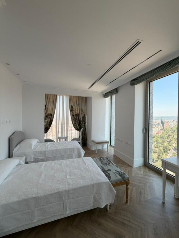 🏙️ Shitet Apartament Luksoz 2+1+2 – Downtown One, Tiranë