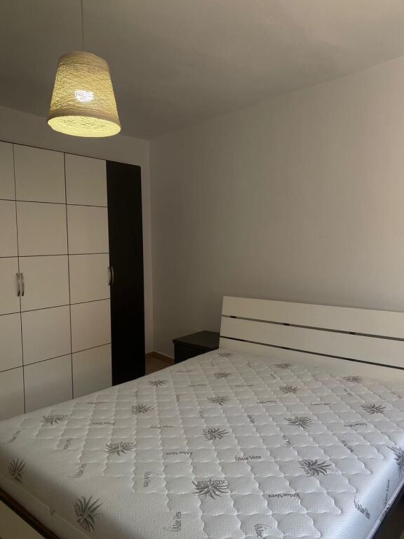 Brryl, apartment 1+1 for rent! 40,000 Leke