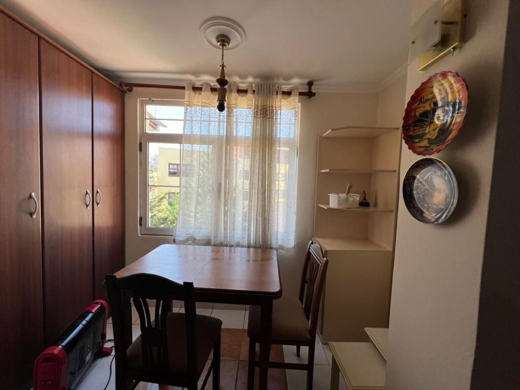 📣 RENT Apartment 1+1 📍 Medreseja 🛣️ "Dibres" Street ✨   🏢 Existing Building  🪜 3rd Floor (No Elevator)  🛋️ Furnished   💶 Price 450 euro non-negotiable