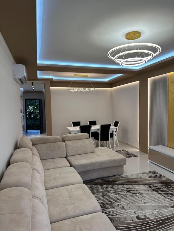 Rent, Duplex 3+1+3, Kodra e Diellit 1, Tirana.