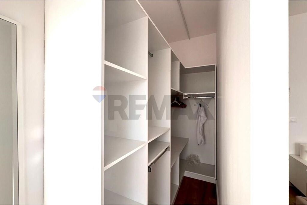 Appartamento - In Vendita - Via Dritan Hoxha, Tirana