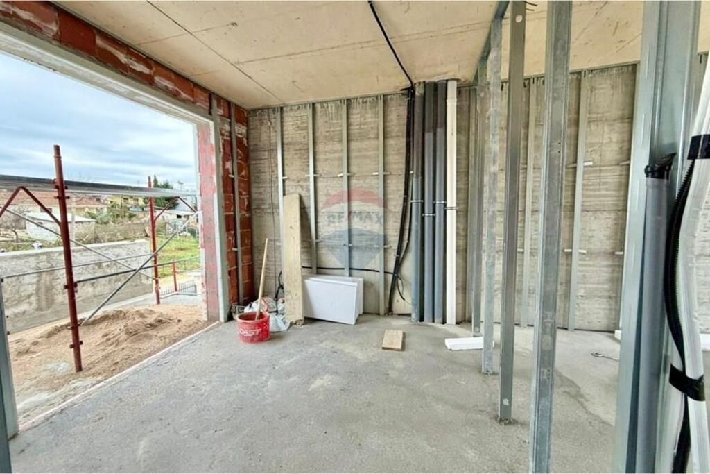 Apartament  1+1 per shitje ne Fark
