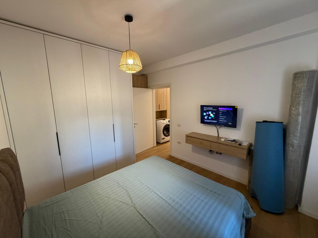 Shitet Apartament 2+1 Ish Fusha e Aviacionit