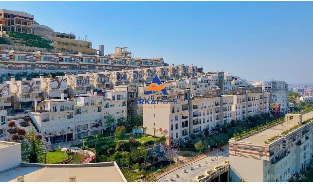 VENDESI APPARTAMENTO 2+1+VERANDA "KODRA E DIELLIT 2" 211.500 EURO