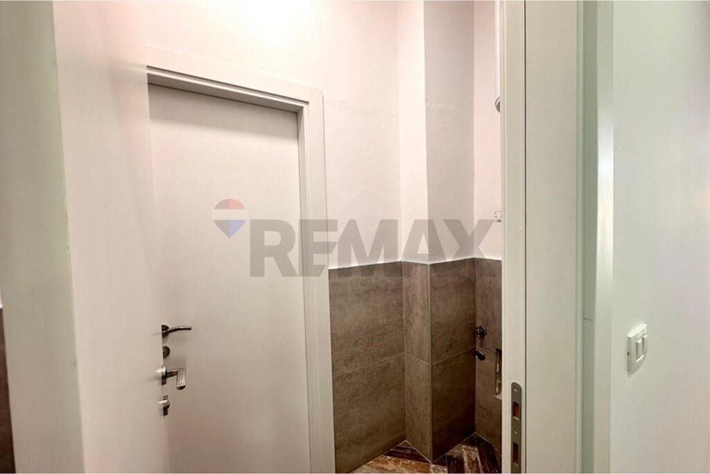 Appartamento - In Vendita - Via Dritan Hoxha, Tirana