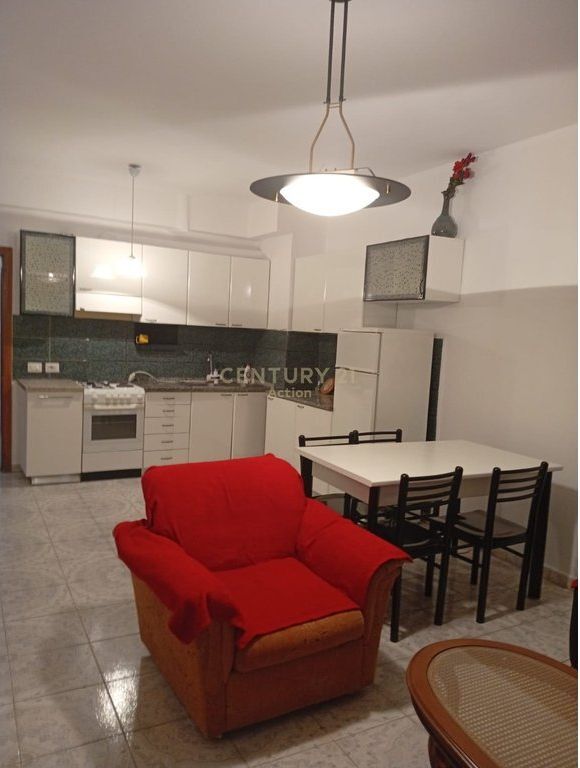 🏡 JEPET ME QIRA APARTAMENT 2+1 – 21 DHJETORI, TIRANË