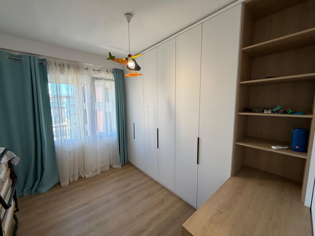 Shitet Apartament 2+1 Ish Fusha e Aviacionit