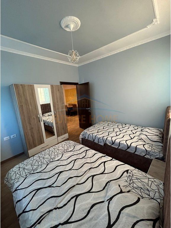 Qera, Shtëpi Private 3+1+2, Ish Keneta , Durres
