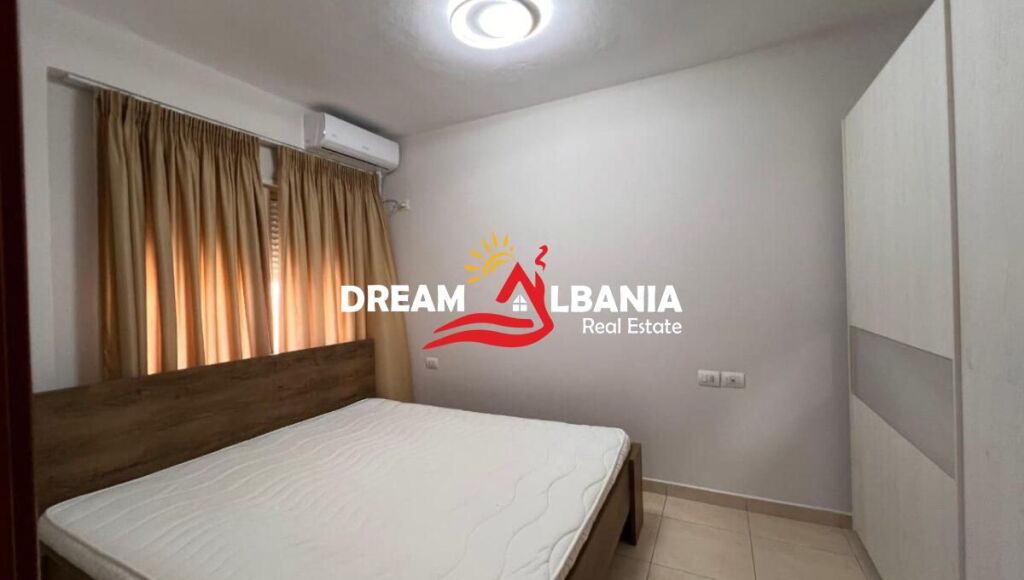 Jepet me Qira Apartament 1+1 me Ballkon – Don Bosko, përballë Kishës (id 4219507)