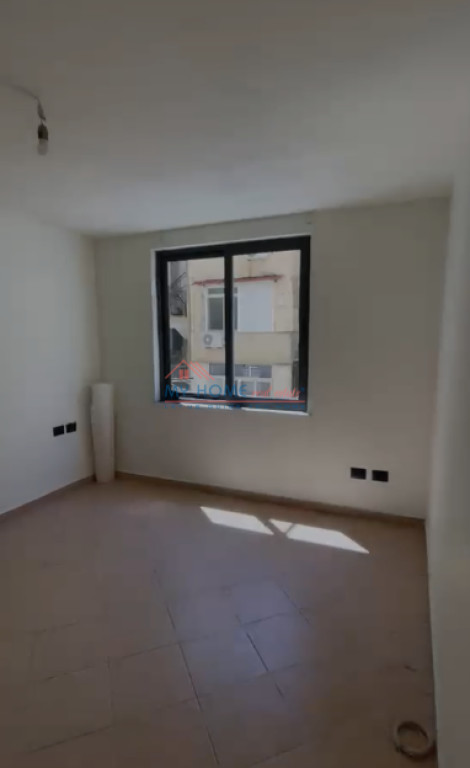 Office for rent in Bllok in Tirana