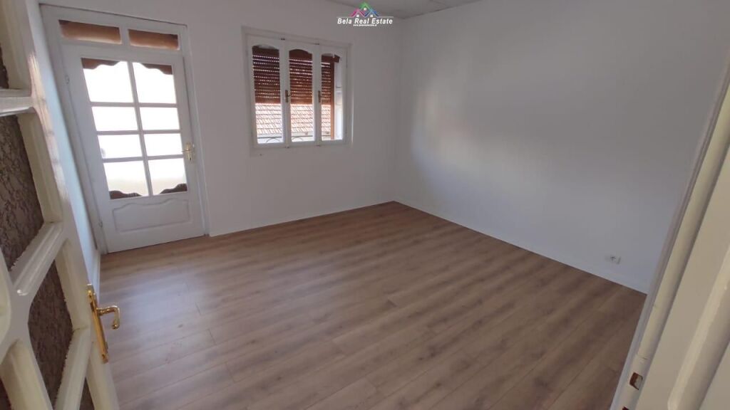 Vile 3-Kateshe Me Qera Ne Xhamllik (ID BV22322) Tirane