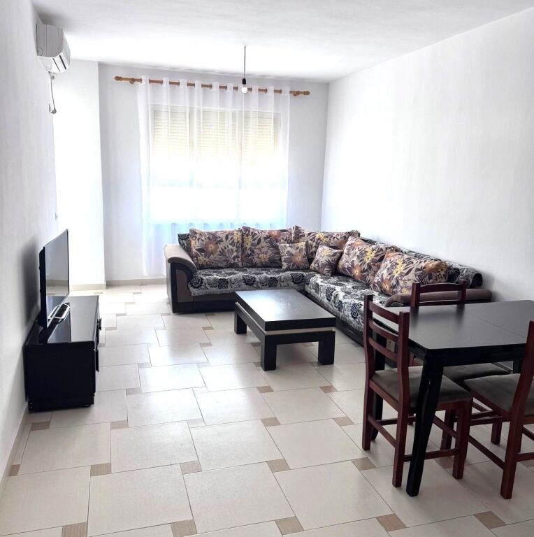 ✅ Jepet me Qera Apartament 2+1 në Yzberisht, 📍 Pranë Spitalit Amerikan 3, afër KMY