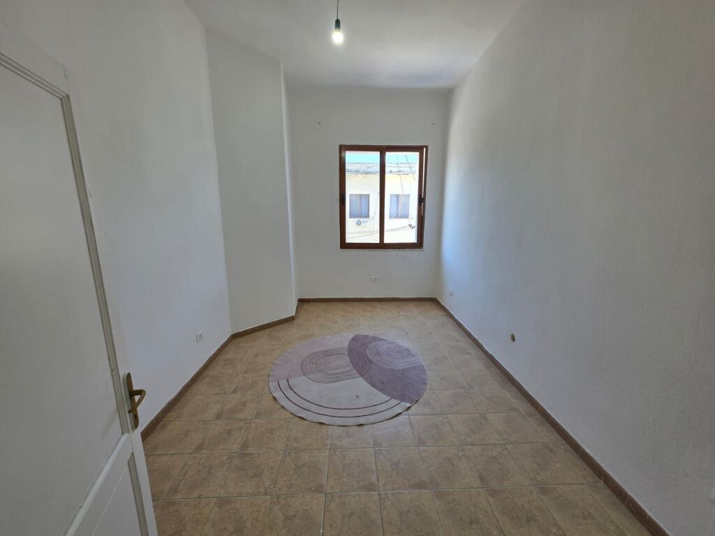 Appartamento in Vendita a Shkozet, Durazzo – Di Fronte alla Stazione