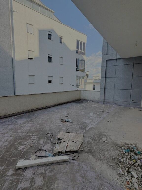 Apartament 3+1 me verande per shitje tek kompleksi mateo
