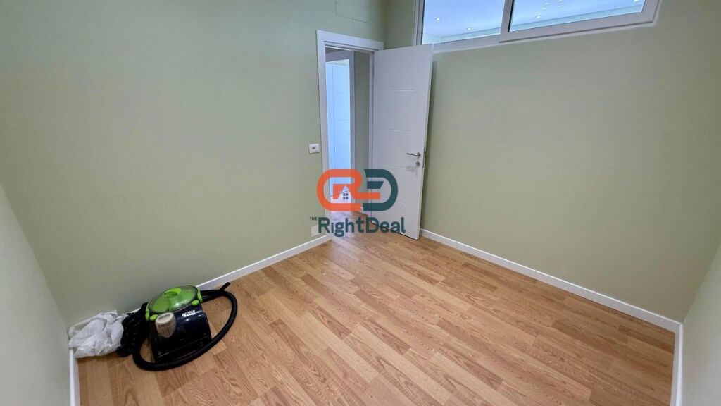 Tek Myslym Shyri, Shitet Apartament 2+1, I Investuar Totalisht Dhe Me Pamje Spektakolare!!!