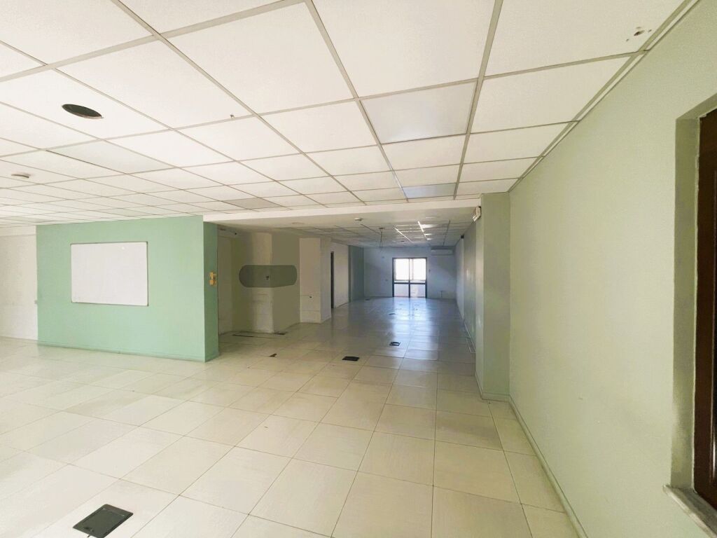 🏙️Jepet me qira njësi komerciale përballë Delijorgjit, Rruga Kavajes✨