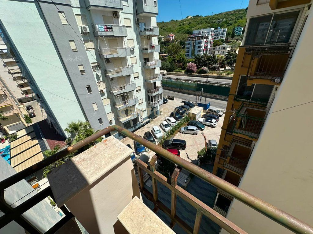 JEPET ME QIRA APARTAMENT 2+1 NE VIJE E PARE ME DETIN, SHKEMBI KAVAJES !