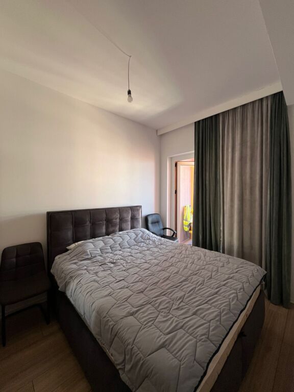 🏡 Apartment 1+1 + Parking Spot for Rent – 📍 Ali Demi Mangalem 21💰 Price: 50,000 Lek/Month