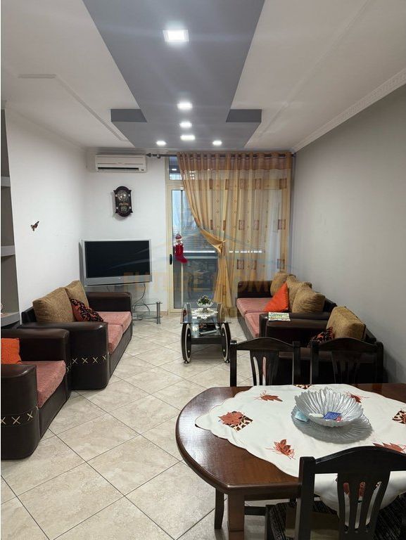 Qira, Apartament 2+1, Gjykata, Durres