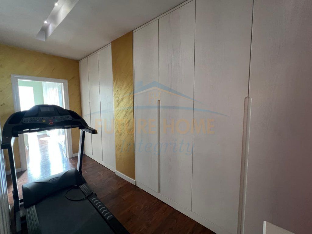 Qera, Apartament 1+1+Verandë, Ish Dogana, Tiranë.