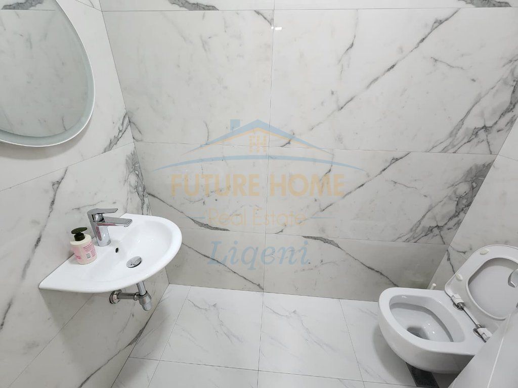 Qera, Apartament 2+1+ Post Parkimi, Rruga e Kosovareve, Tirane.