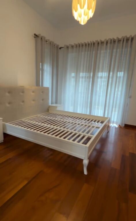 🏡 Vilë me Qira në Rolling Hills Residence