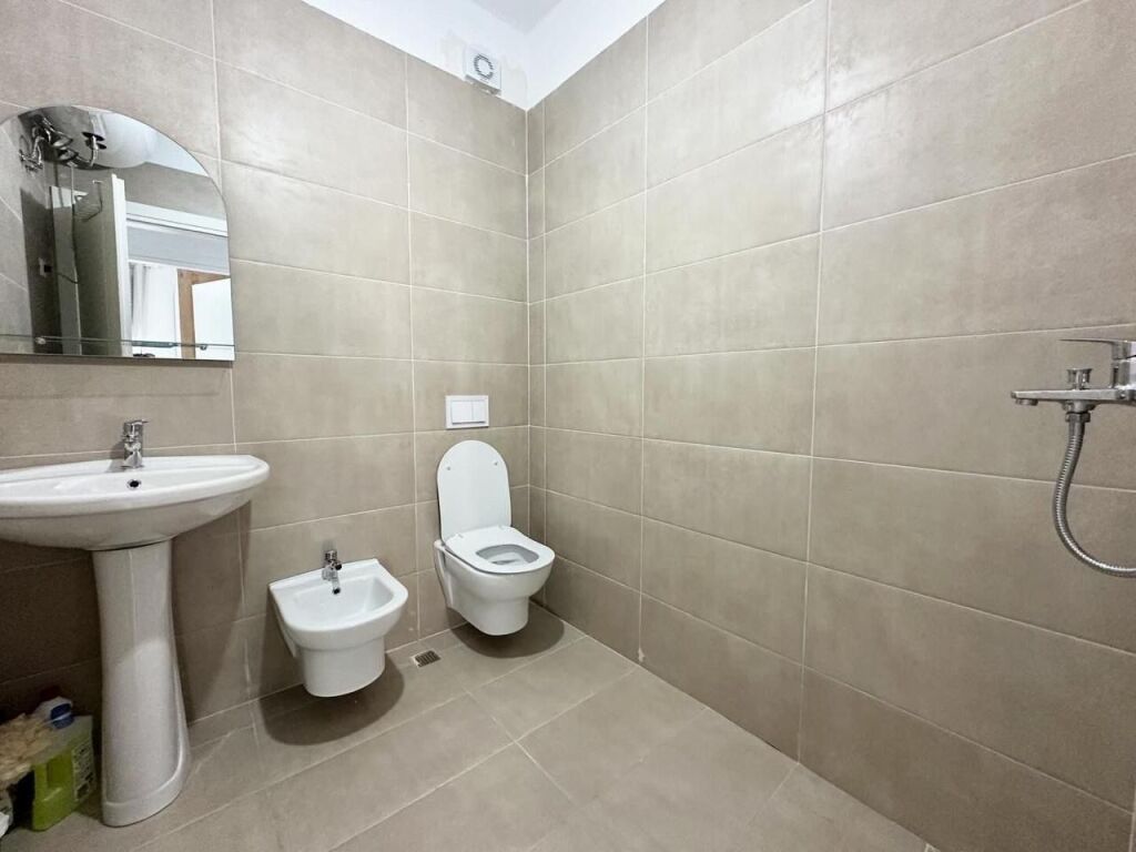 Jepet me Qera Apartament 1+1 – Residenca Erli, Porcelan