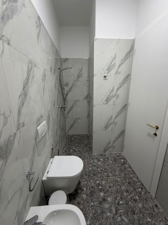 🏡 Apartament 2+1+2 me Qira tek Kompleksi Delijorgji