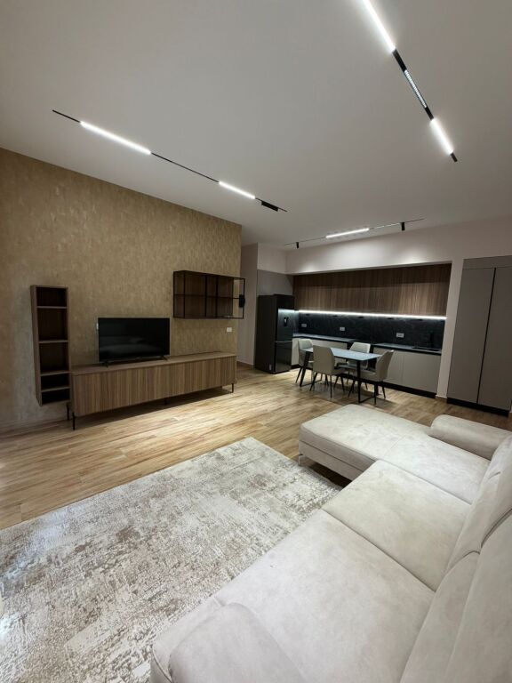 Jepet Apartament 1+1 me Qira tek Delijorgji