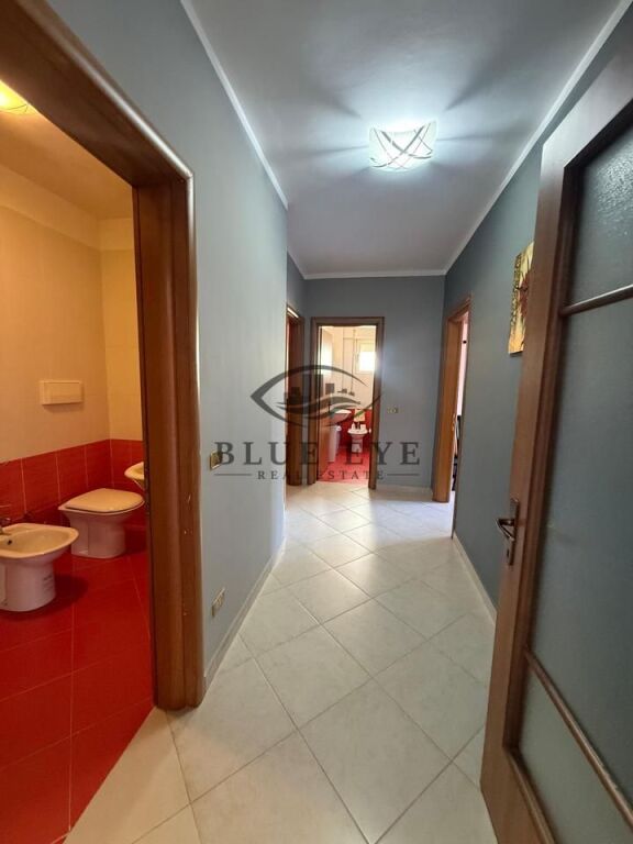Apartament 2+1 Në Shitje vetëm pak hapa nga deti vollga, Durres