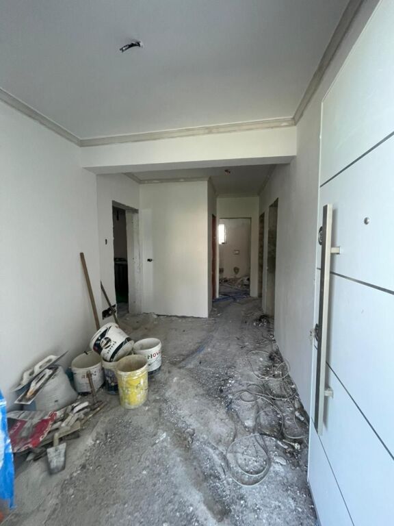 Villa su due piani in vendita a Durazzo, ex fabbrica di mattoni