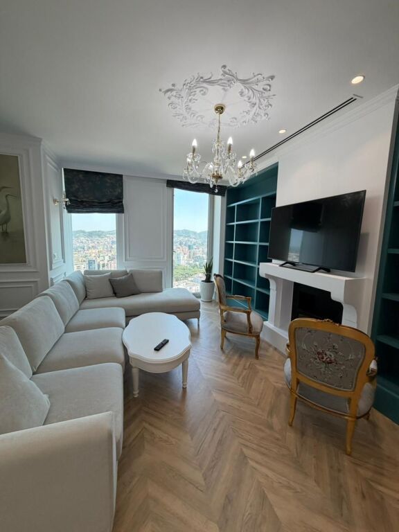 🏙️ Shitet Apartament Luksoz 2+1+2 – Downtown One, Tiranë