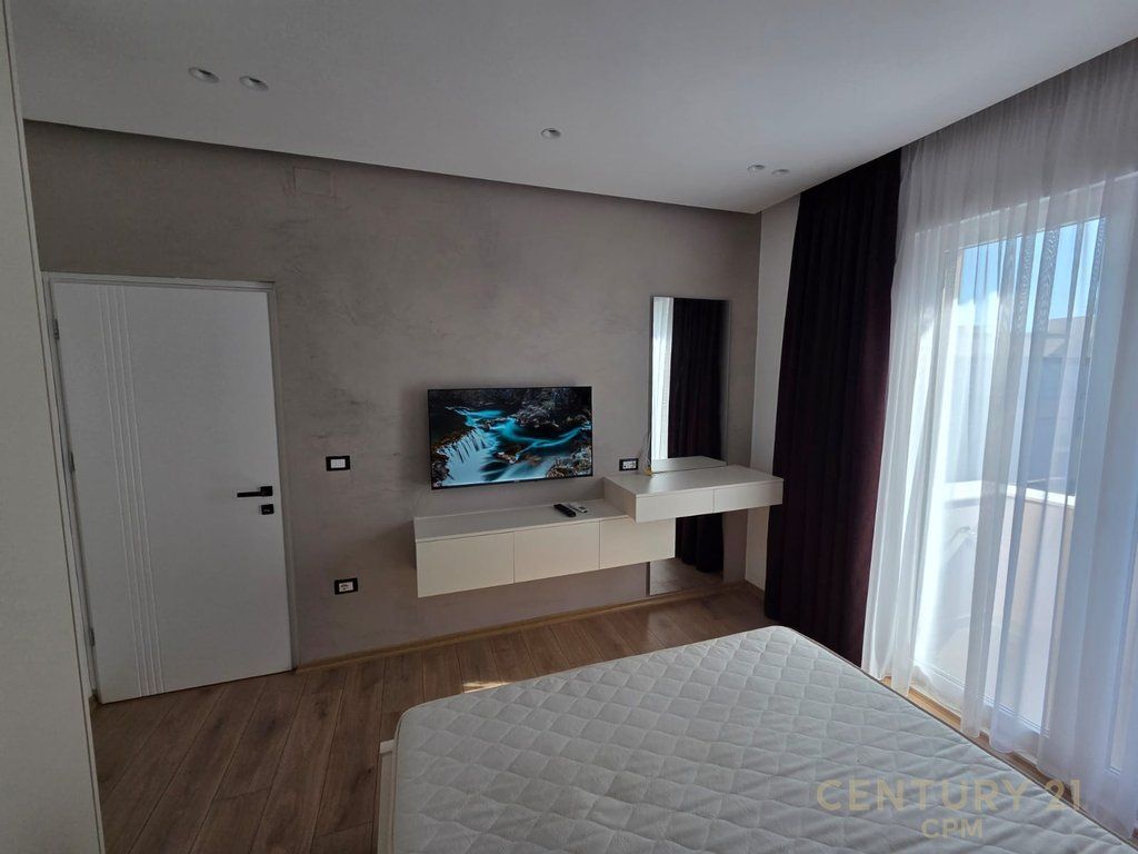 2+1 Apartment for Rent on Barrikadave Street, Tirana - 890€ | 53 m² 890 € /Month