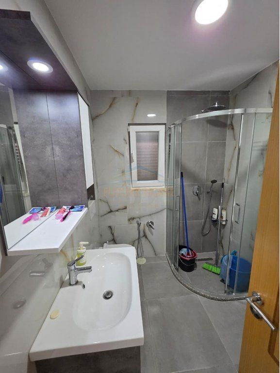 Affitto, Casa Privata, Ali Demi, Tirana.