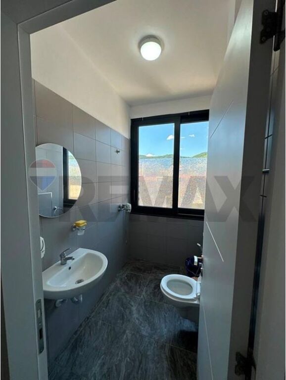 Apartament - Për Shitje - Rruga Frang Bardhi, Tiranë(ID: 530491004-251)