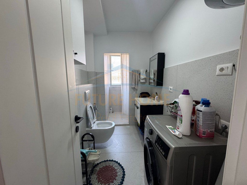 Shitet, Apartament 1+1, Bulevardi Bajram Curri.