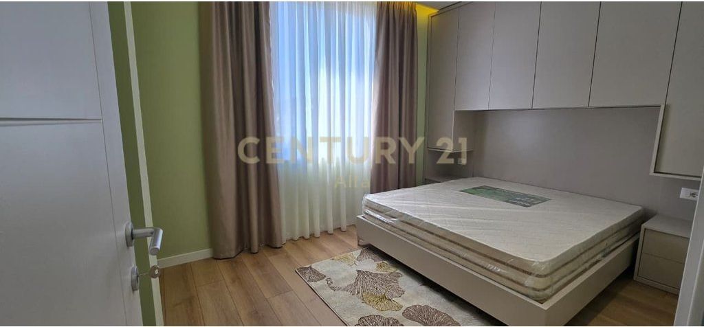 Shitet Apartament 2+1 tek Myslym Shyri ALFA143421