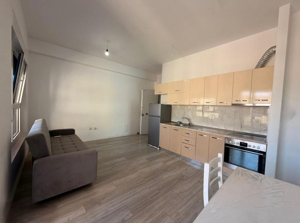 📢 FOR RENT 🏡 Apartment 1+1  📍 Mangalem Complex; Ali Demi, Tirana 💶 Price: 40,000 Lek/Month