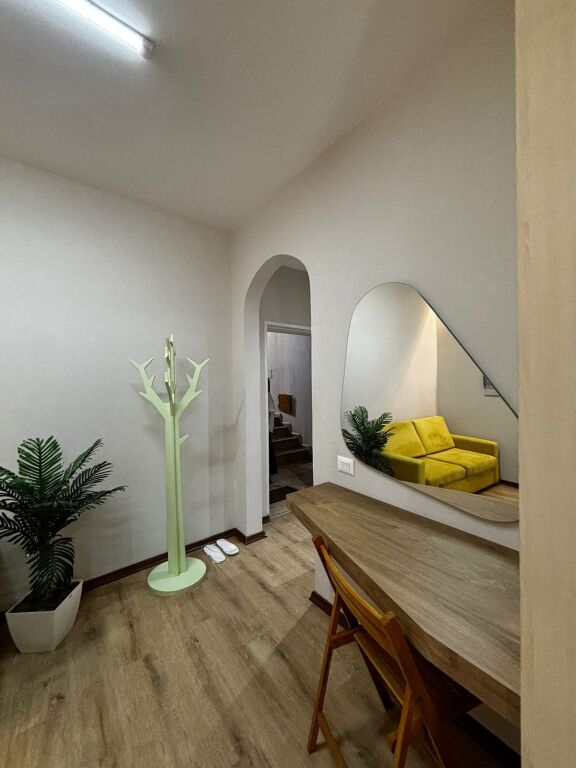 MONOLOCALE MODERNO IN VENDITA – VICINO AL BLOK